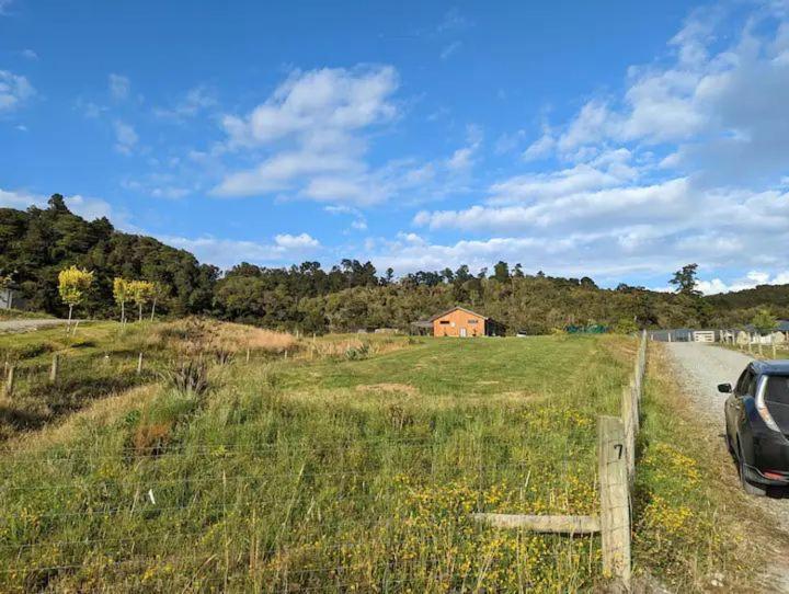 Enchanted Retreat In Greymouth Shared With Host Exterior foto